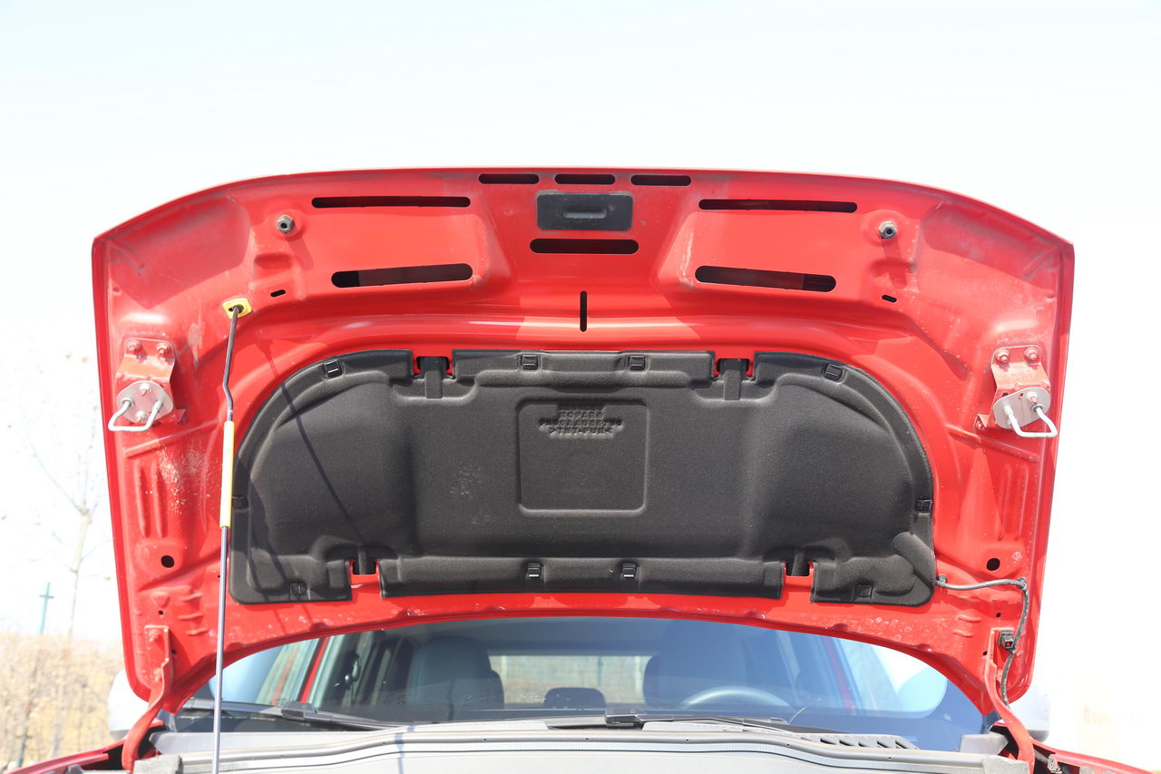 2016款自由侠1.4T自动智能版 