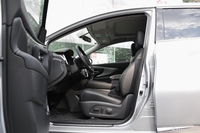 2017款楼兰2.5L自动XL两驱智尚版 