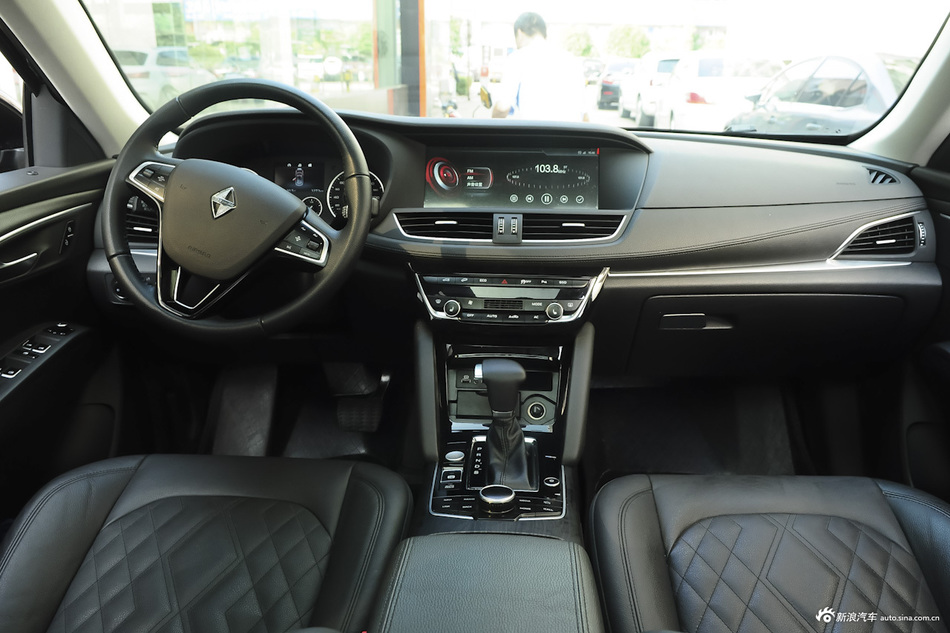 2016款宝沃BX7 2.0T自动四驱旗舰版28T