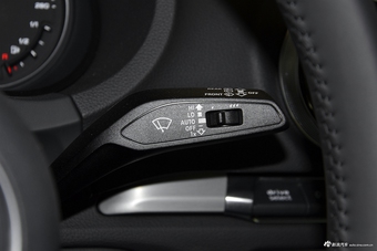 2017款奥迪A3 1.4T自动Sportback 35 TFSI运动型