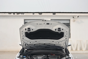 2019款宝马X1 2.0T自动xDrive20Li尊享型