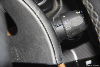 DS 6 2014款 1.6T 尊享版THP200