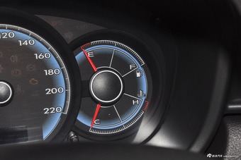 2016款骏派D60 1.8L自动舒适型