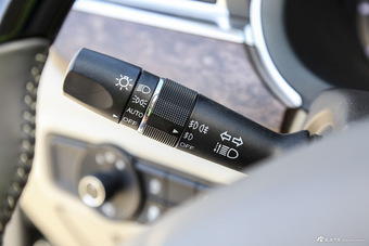 2016款传祺GA8 2.0T自动豪华版320T