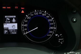 2015款英菲尼迪QX50 2.5L 自动豪华版