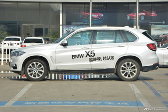 2018款宝马X5 2.0T 自动xDrive28i