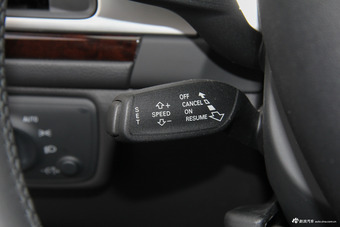 2017款奥迪A6L 2.5L自动30 FSI舒适型