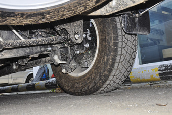 2016款撼路者2.0T自动四驱菁英版汽油