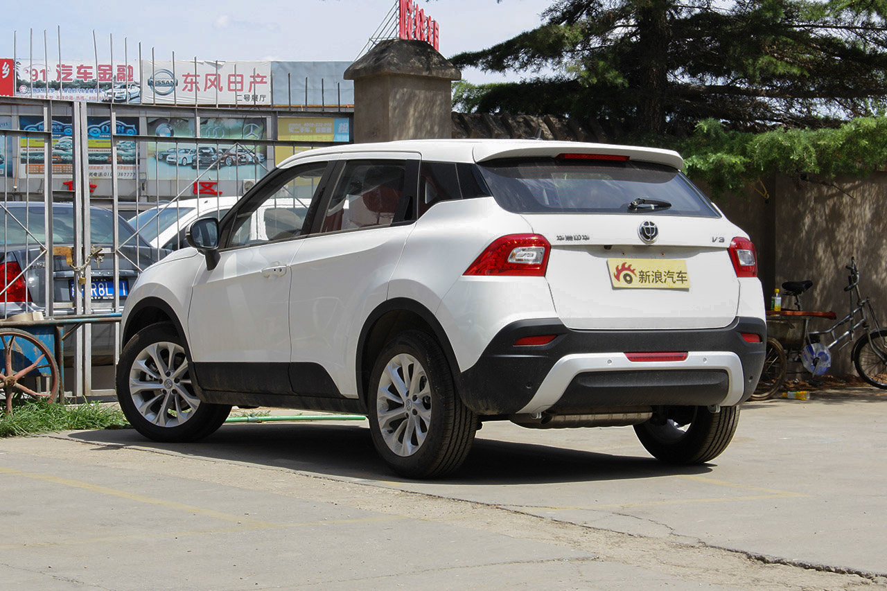 2016款中华V3 1.5L手动智能型