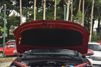 2018款荣威RX5 1.5T 20T自动两驱旗舰版