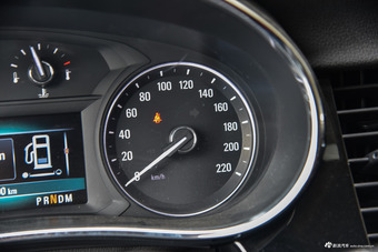 2017款昂科拉1.4T自动四驱全能旗舰型18T