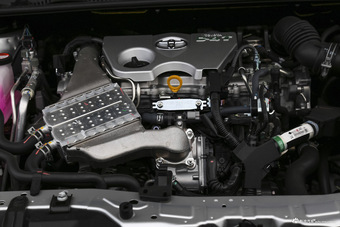 2017款卡罗拉1.2T自动GL-i真皮版