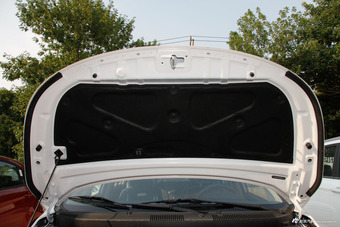 2015款凯翼C3 1.5L手动金钻型