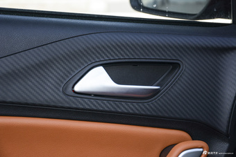 2017款瑞虎3X 1.5L手动都市领先版