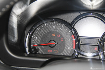 2015款吉姆尼1.3L自动Mode3导航版