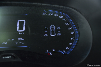 2018款五菱宏光S3 1.5T手动豪华型