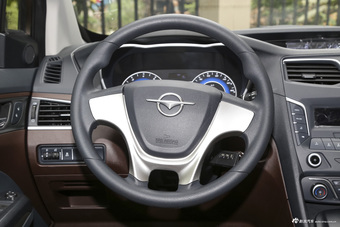 2017福美来七座版1.5T手动适·悦型7座