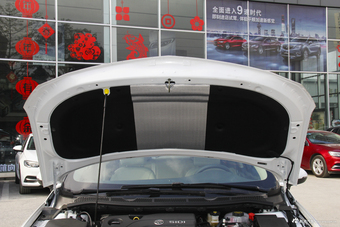 2018款威朗三厢1.5L自动进取型15S