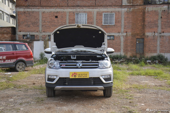 2016款风光370 1.5L手动豪华型7座