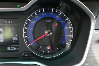 2017款吉利远景X3 1.5L自动尊贵型