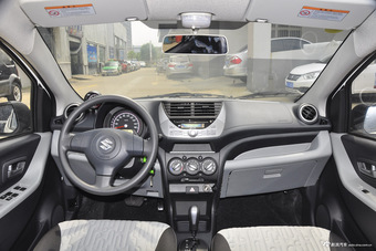 2013款奥拓1.0L自动豪华型