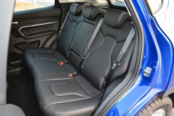 2017款哈弗H6 换代1.3T自动两驱风尚型蓝标