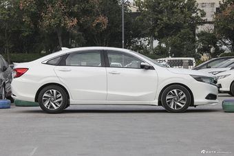 2019款凌派1.0T自动旗舰版180Turbo