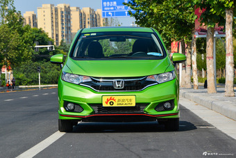 2018款飞度1.5L CVT潮跑+版