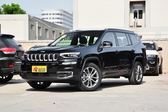 2018款大指挥官2.0T自动四驱臻享版