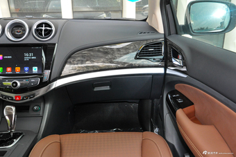 2017款比亚迪S7 2.0T自动豪华型