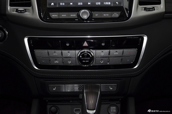 2019款雷斯特G4 2.0T自动四驱豪华版7座