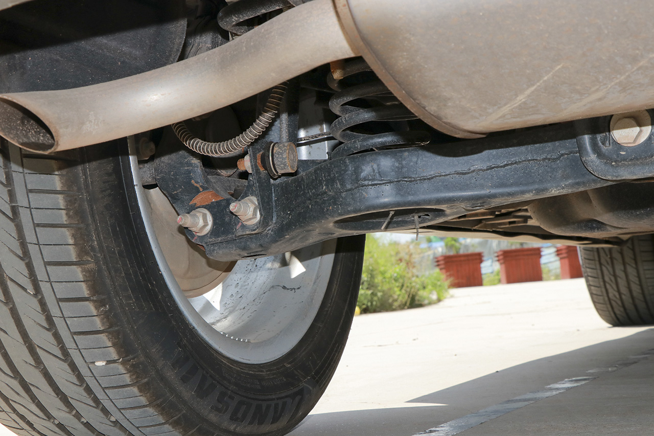 2017款众泰T700 1.8T手动尊享型