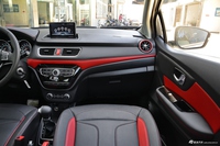 2017款哈弗H1蓝标1.5L AMT尊贵型