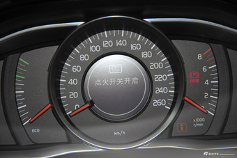 2017款 沃尔沃XC60 2.0T T5 智行版