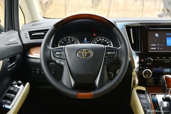 2018款埃尔法3.5L自动尊贵版