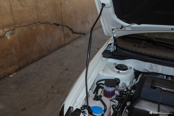 2017款吉利帝豪1.5L自动三厢百万款向上互联版