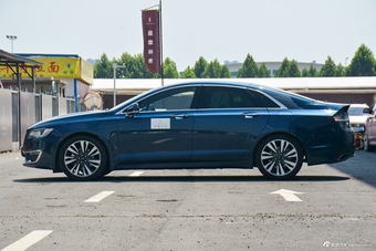 2018款林肯MKZ 2.0H自动尊雅版