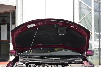 2017款杰德 1.5T自动210TURBO CVT豪华版 6座