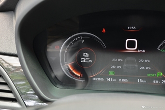 2018款比亚迪秦EV450 智联锋尚型