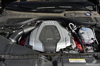 2018款奥迪A6L 30周年年型 45 TFSI quattro 豪华型