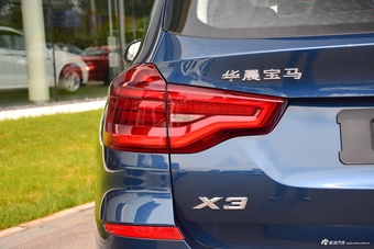 2018款宝马X3 xDrive25i 豪华套装