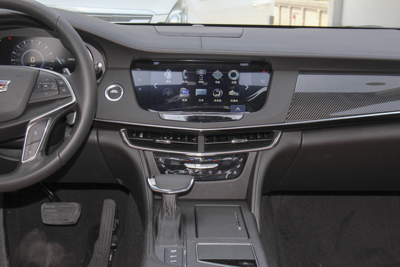 2017款CT6 3.0T自动40T领先型