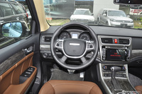 2015款哈弗H8 2.0T自动两驱精英型