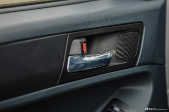 2016款 拓陆者 2.8T E3 柴油两驱舒适版BJ493ZLQ4