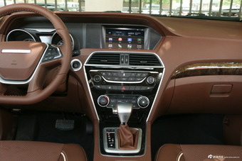 2017款猎豹CS10 1.5T自动尊贵型