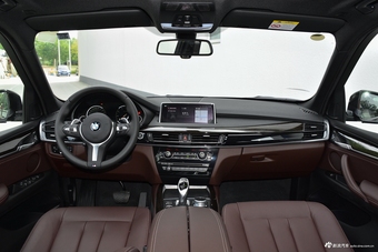 2018款宝马X5 3.0T 自动xDrive35i M运动型图片