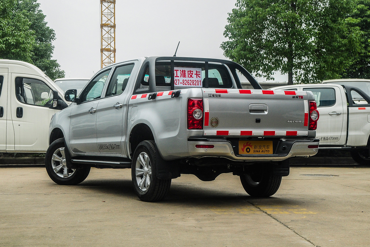 2016款 帅铃T6 2.0T柴油旗舰型D19TCID7