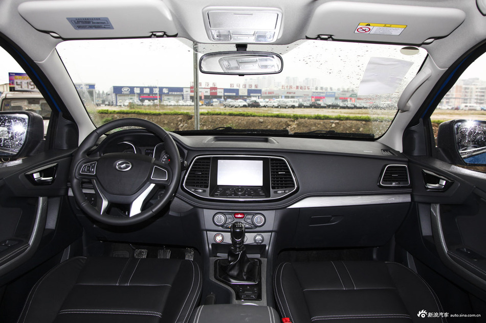 2018款领主2.5T手动柴油大双四驱超豪华型 