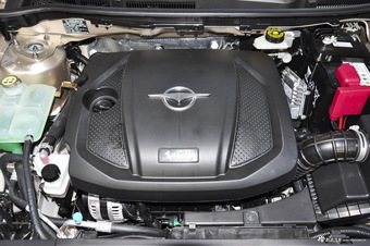 2017款海马福美来1.6L自动豪华型