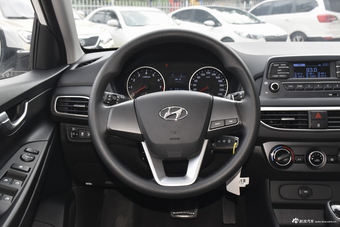 2018款逸行1.6L自动逸享版